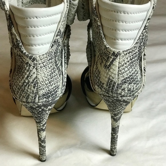 MIA LIMITED EDITION ROCCO SNAKESKIN HEELS - Picture 3 of 7
